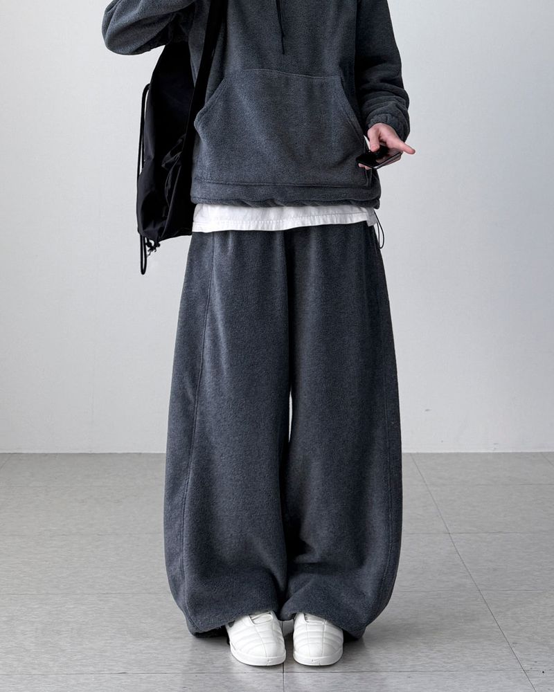 YOURNUS（ユアナス）の「Hug Fleece Balloon Pants（Pants）」
