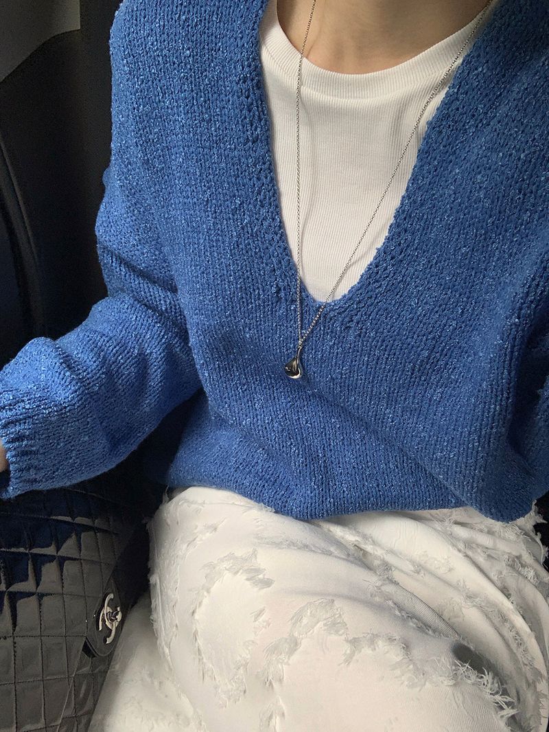 [MADE] Rieze Deep V Knit