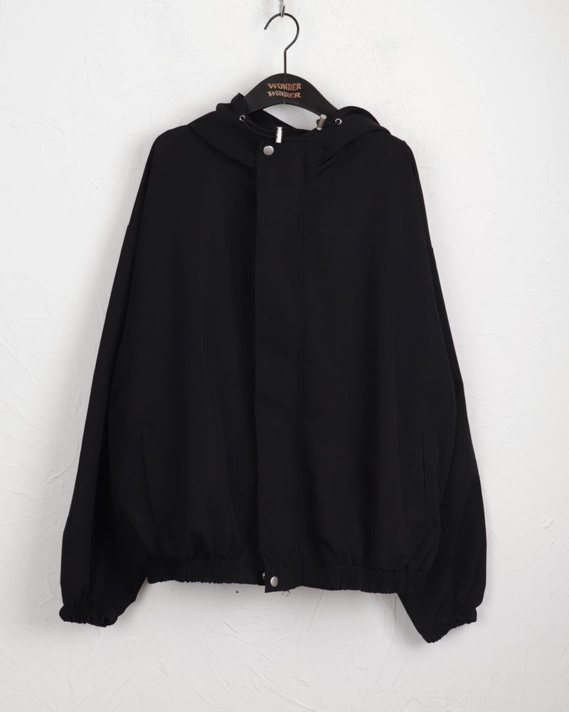 Beaton Goffcore String Boxy Windbreaker