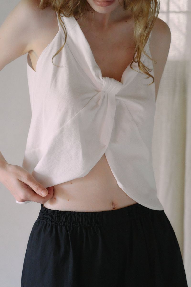 TANNAT（タナット）の「 T/T Knot detail sleeveless top (white)（Tops）」
