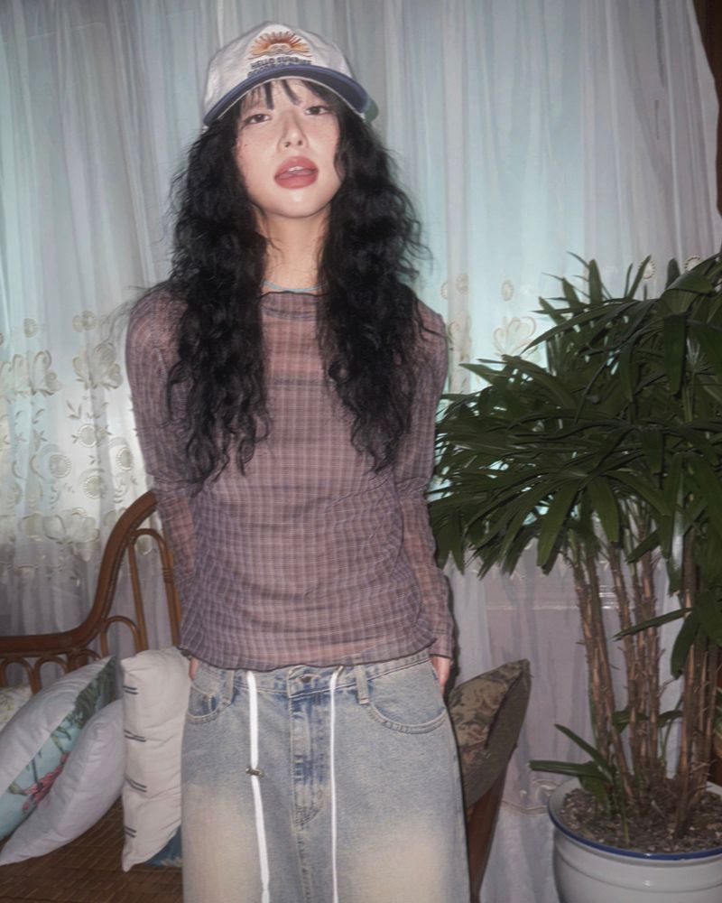 douchidouchi（ドウチドウチ）の「(3color) Wave Half-Neck Check Sheer Tee（Tops）」