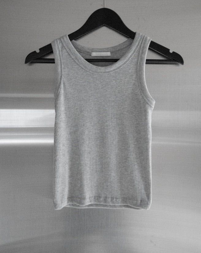 Elin Minimal Ribbed Sleeveless