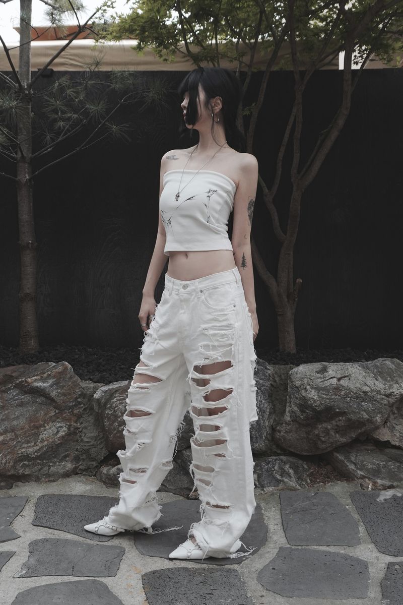 inner flow drawing top (white)