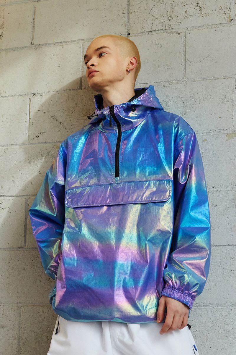 BSRABBIT(ビエスラビット)の「BSR2223FWJK087 COZY HOODED ANORAK JACKET HOLOGRAM BLUE(Jackets/Outerwear)」