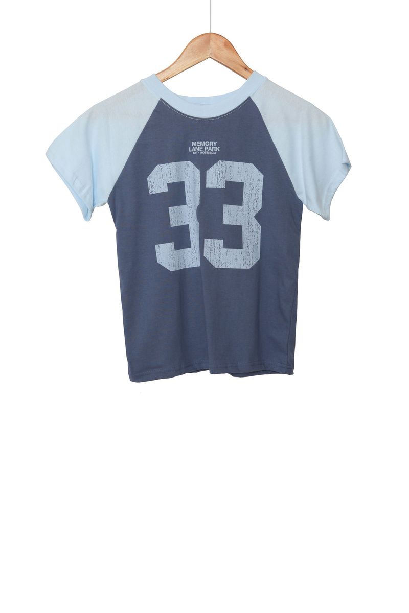 33 Raglan Short-Sleeved Cropped T-Shirt
