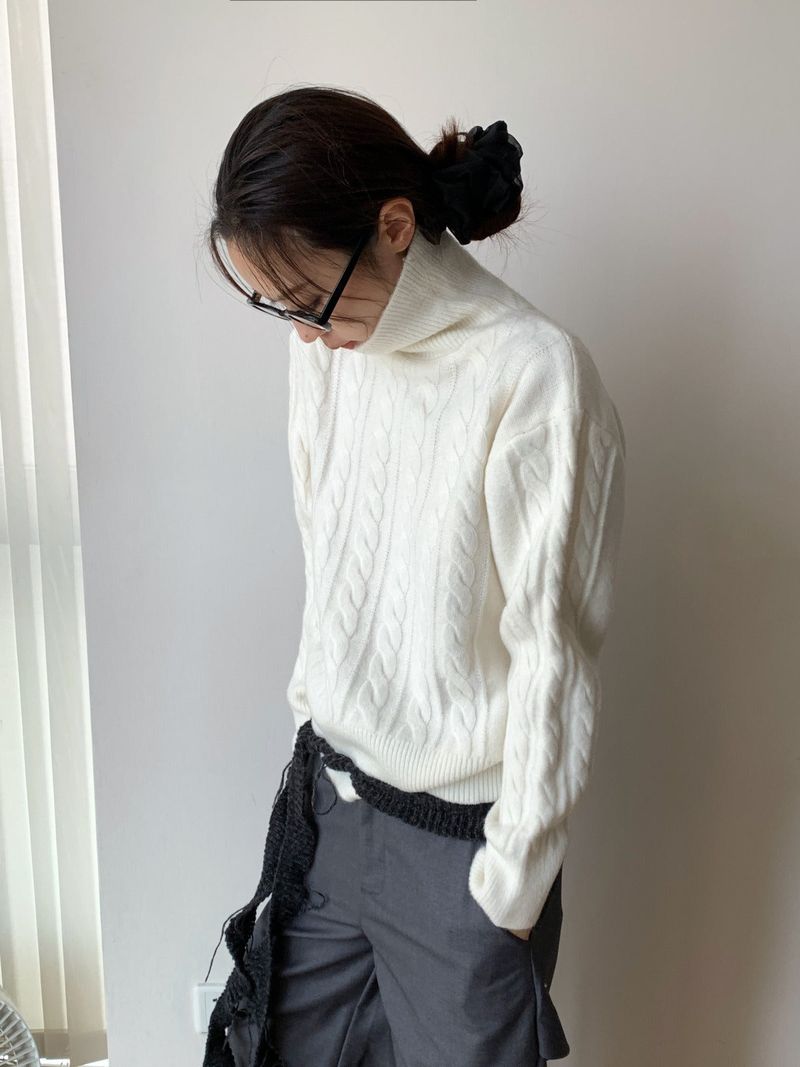 Jacquard Turtleneck Twisted Wool Knitwear