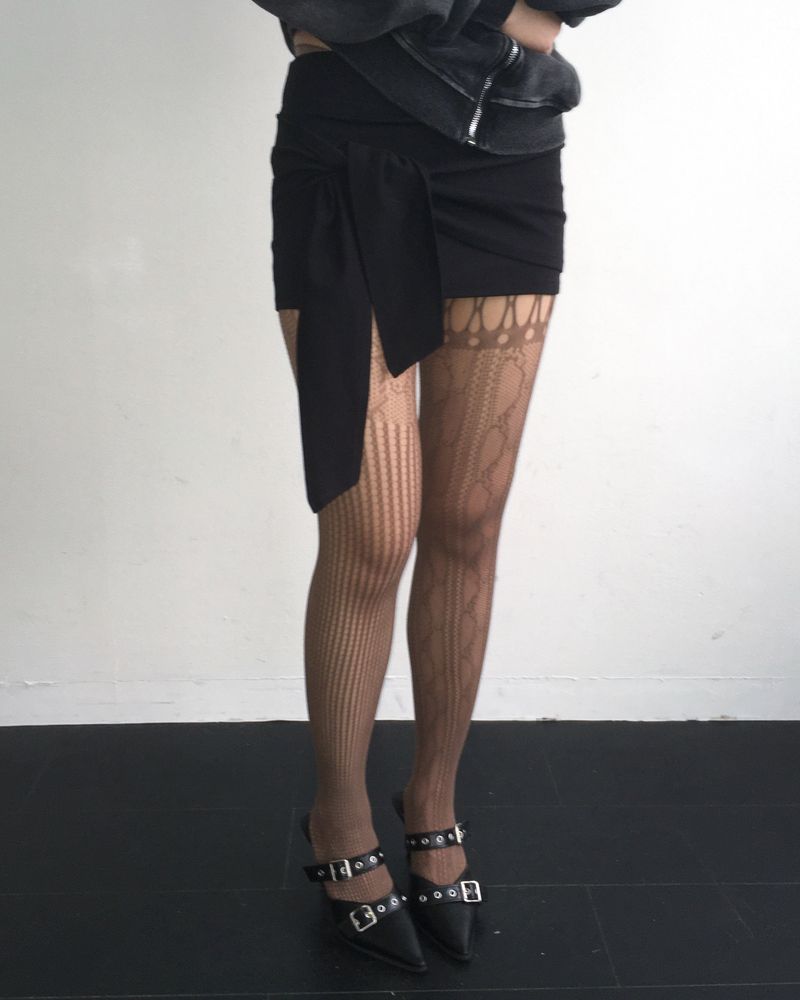Tie skirt