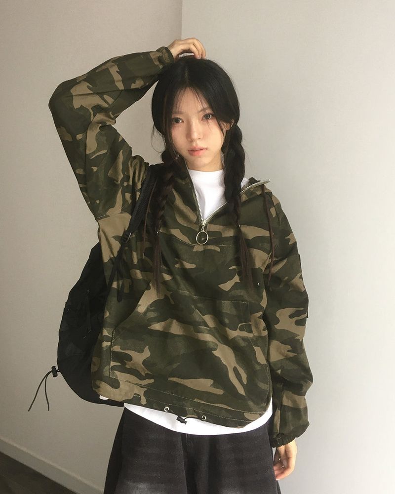 WONDER WONDER（ワンダーワンダー）の「ティブカモハーフジップフードTシャツ（ジャケット/アウター）」