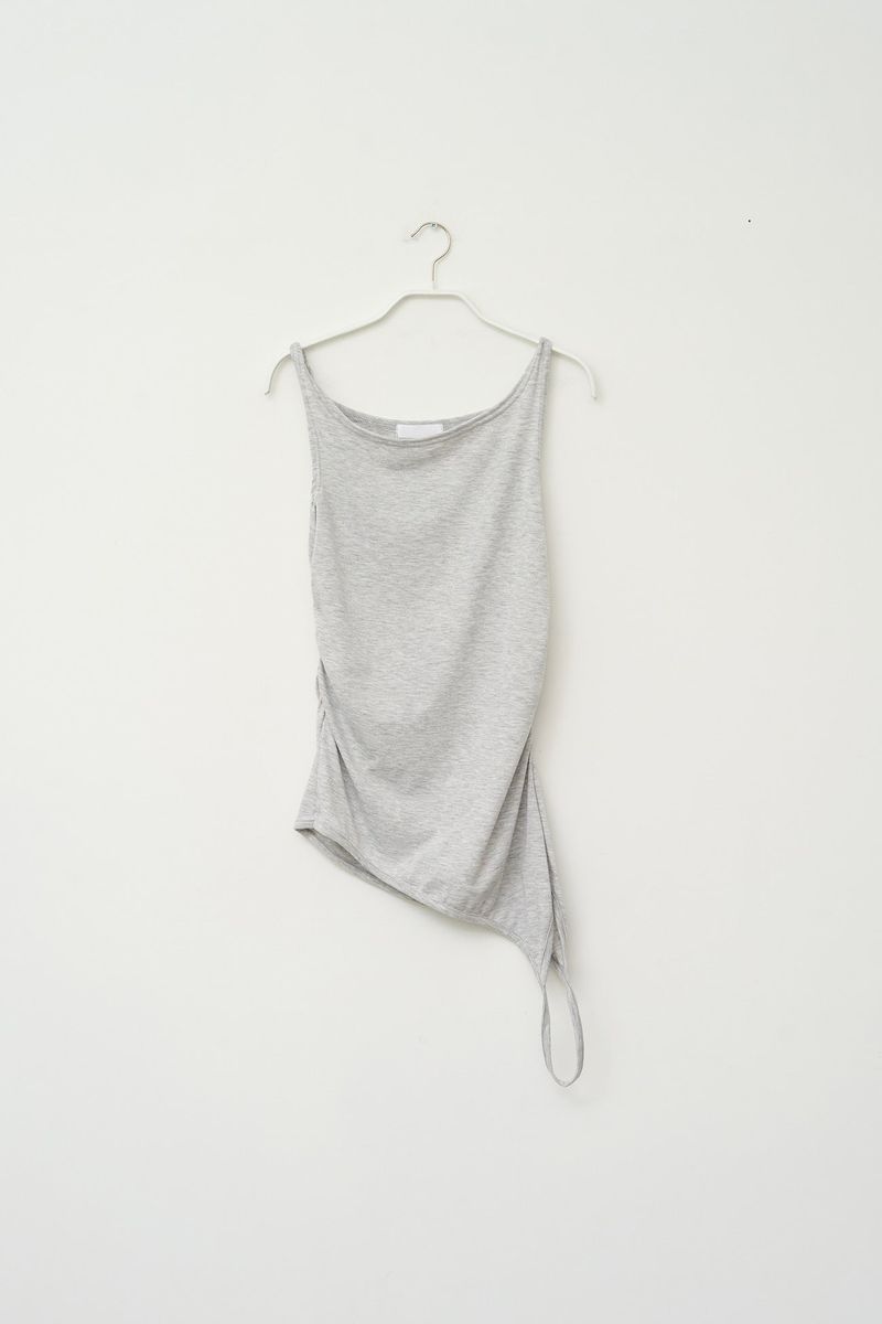 (W) Built Sleeveless