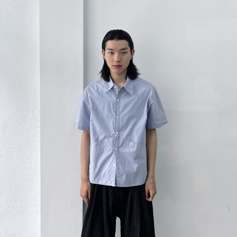 FADE MEET（フェードミート）の「Structured Diagonal Seam Shirt（Tops）」