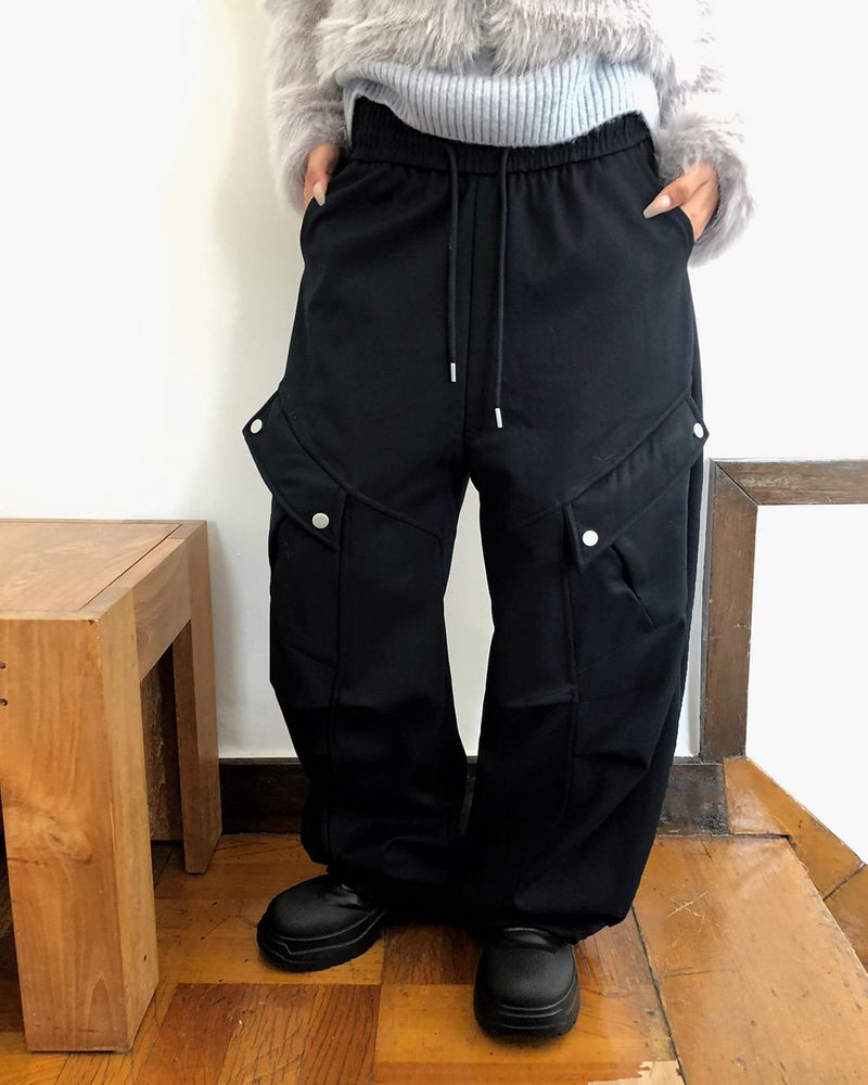 Daon Big-pocket Two-way Fleece Cargo Pants