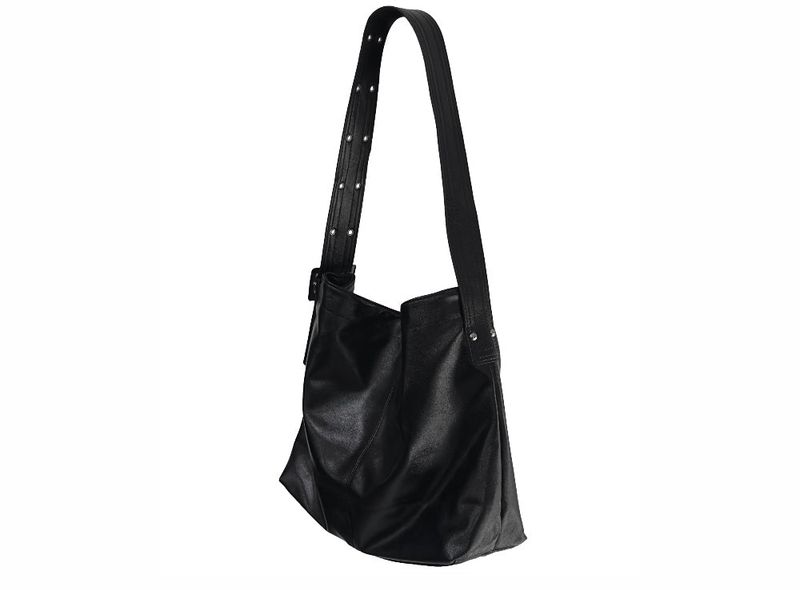 two-eyelet square shoulder bag
