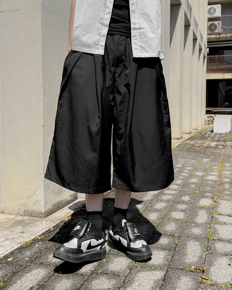 Kai Twin-Tuck Bermuda Slacks