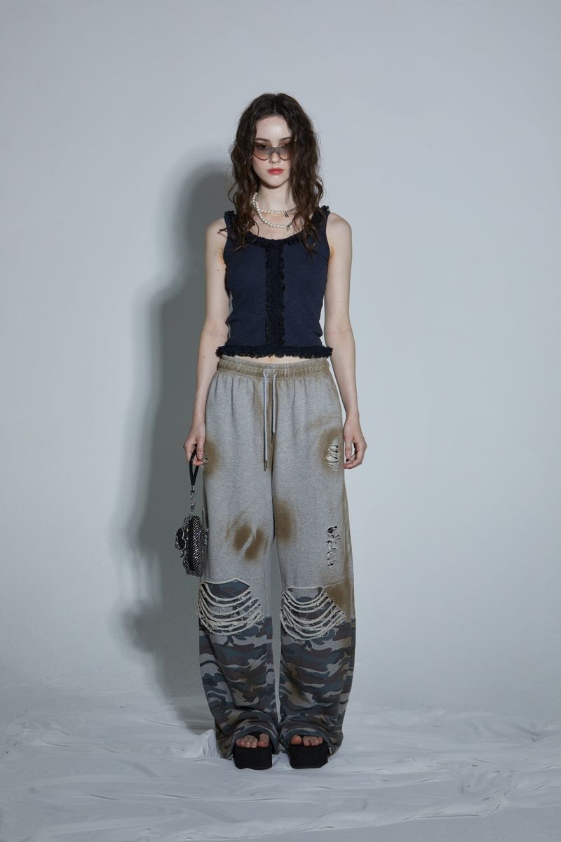HALF PANTS