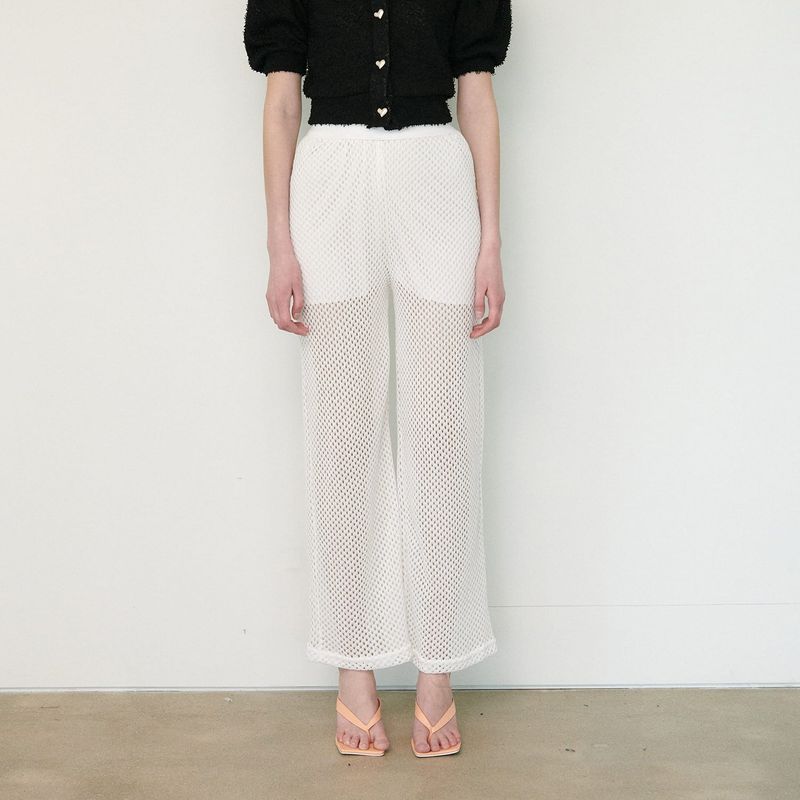 MOIFAIRE（モイフェア）の「SEE-THROUTH NET PANTS, WHITE（Pants）」