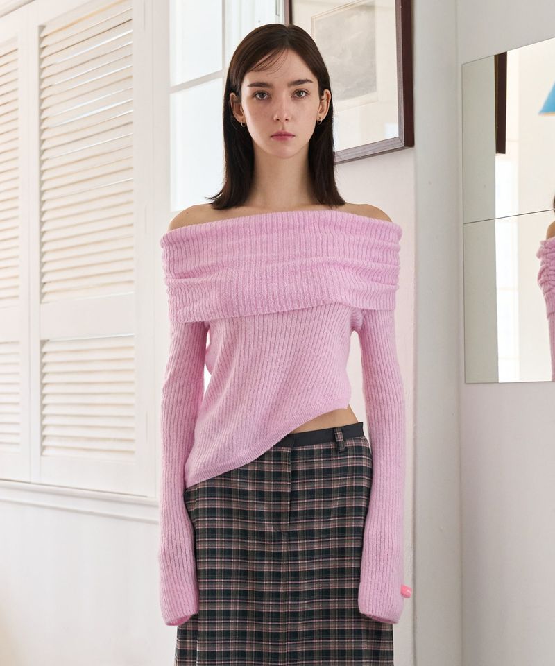 MADPINK（マッドピンク）の「CUT-OUT OFF SHOULDER KNIT PINK（Tops）」