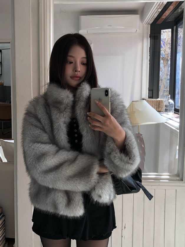 [Lining Quilting] Celan Hairy Fur Collar Jacket