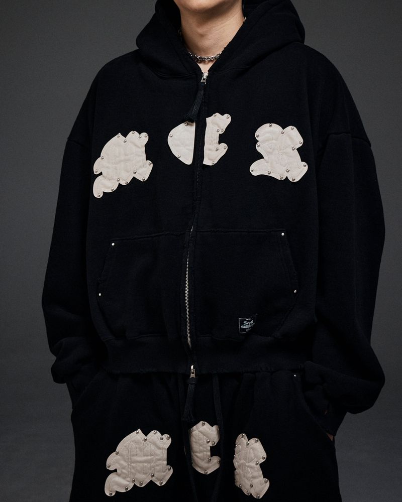 M.C.R. code stud zip-up HD BK