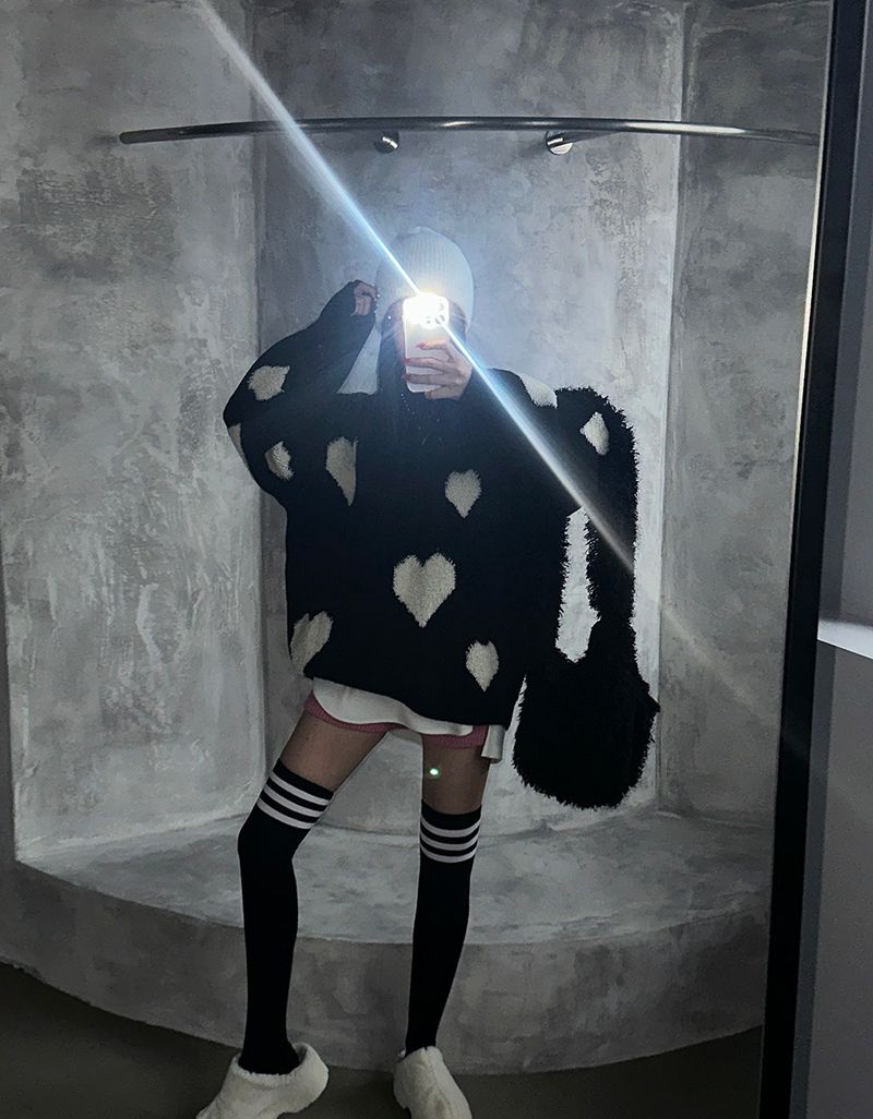 heart pattern loose fit knitwear