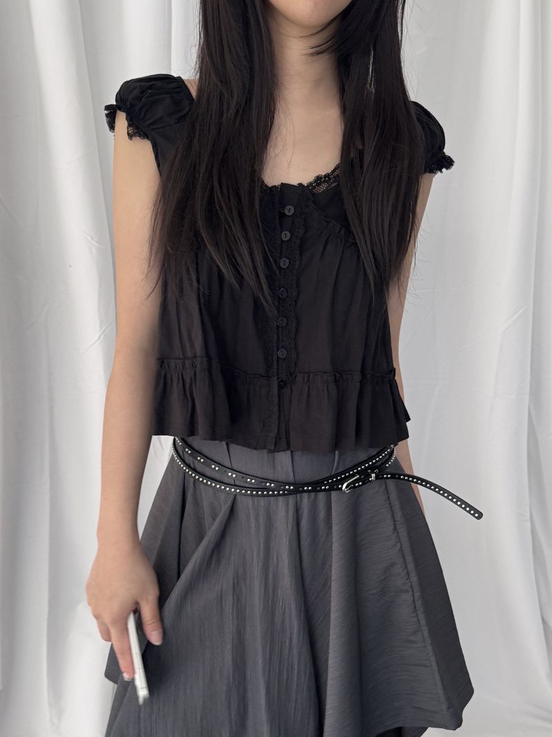 Stephen Lace-Ruffle Blouse