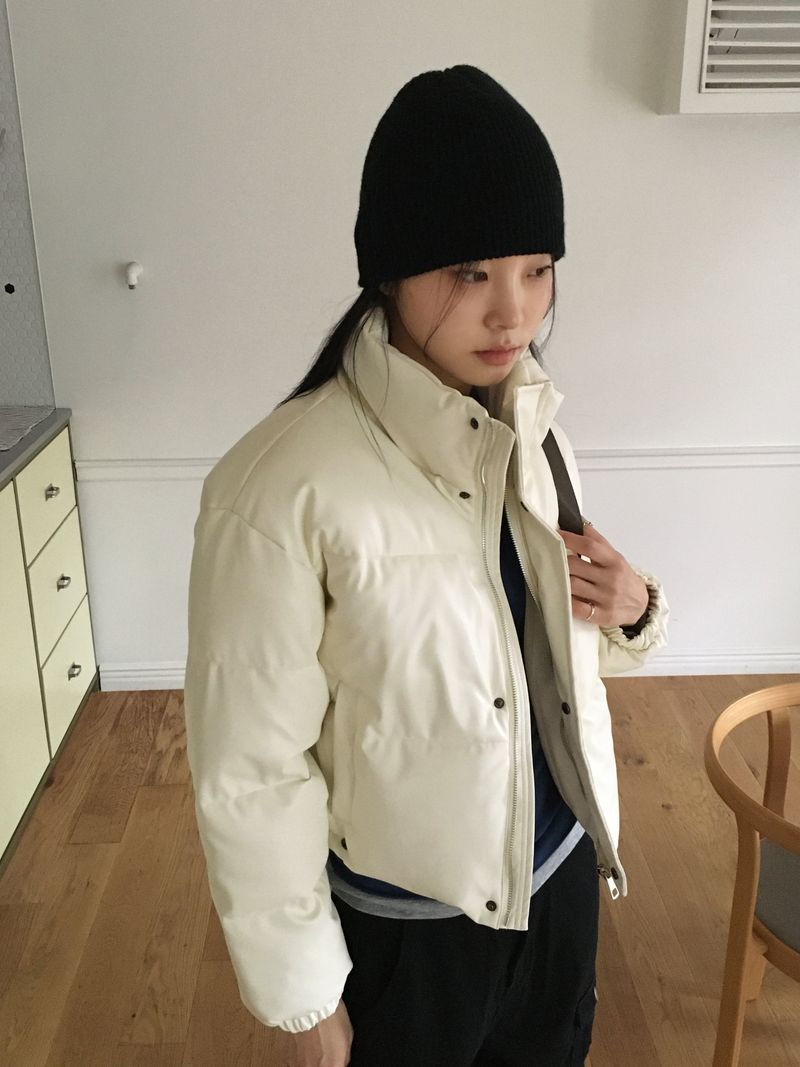4color] マレムレザースナップクロップショートパディング