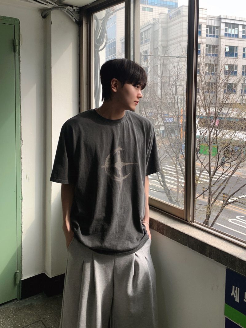 WHAT A LOOK（ワット ア ルック）の「Crescent Moon Pigment-Dyed Oversized Short-Sleeve Tee（Tops）」
