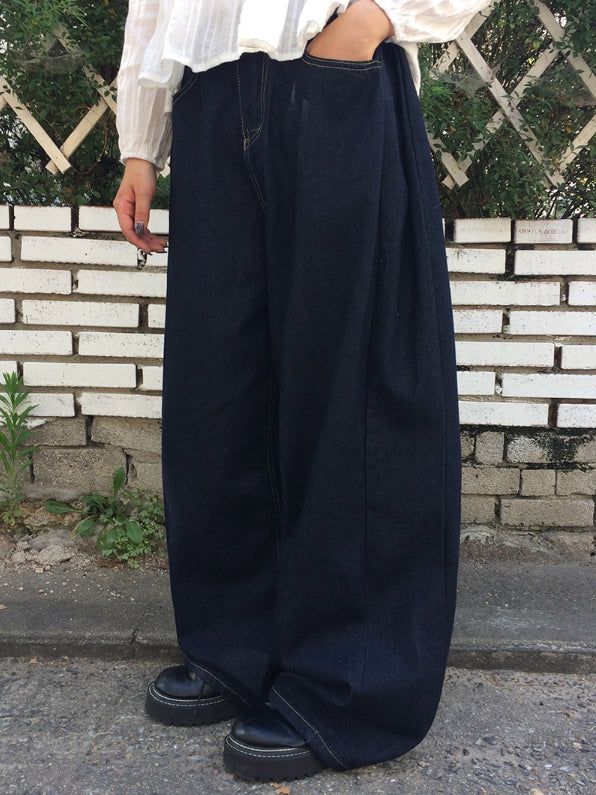Cosn Side-Pintuck Raw Denim Wide Pants