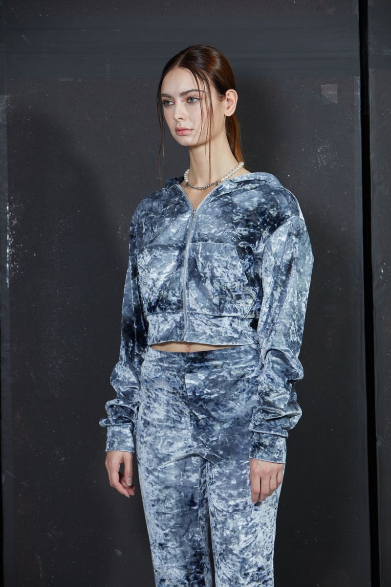 DYEING VELVET HOOD