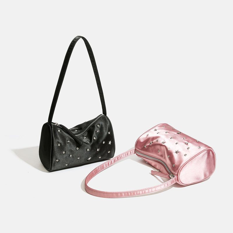 La mode MAQI（ラ モード マキ）の「スタッズミニバゲットショルダーバッグ（バッグ）」
