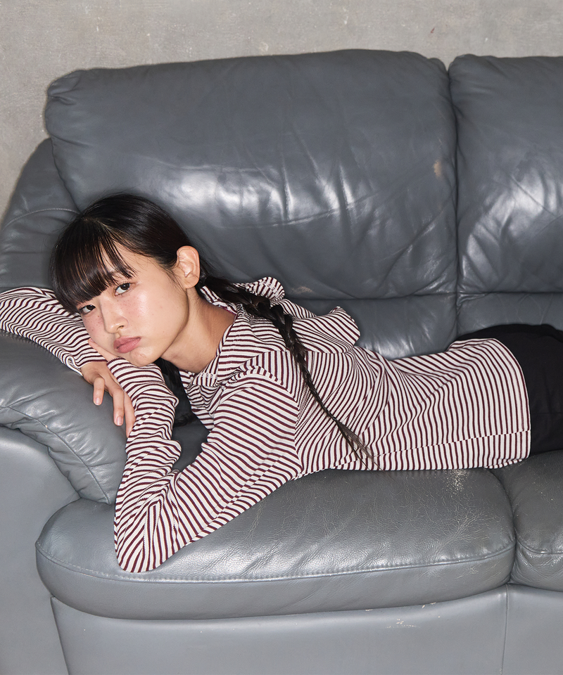 ITZAVIBE（イッザバイブ）の「STAR STRIPE HOODIE - BURGUNDY（Tops）」