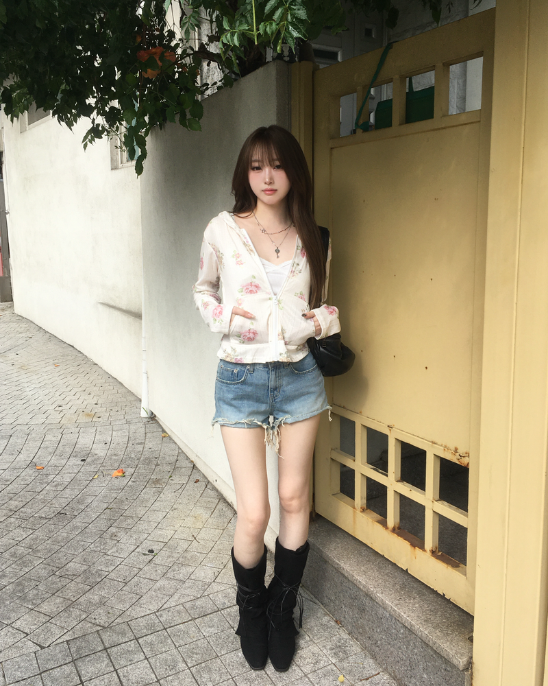 Flower hood jumper