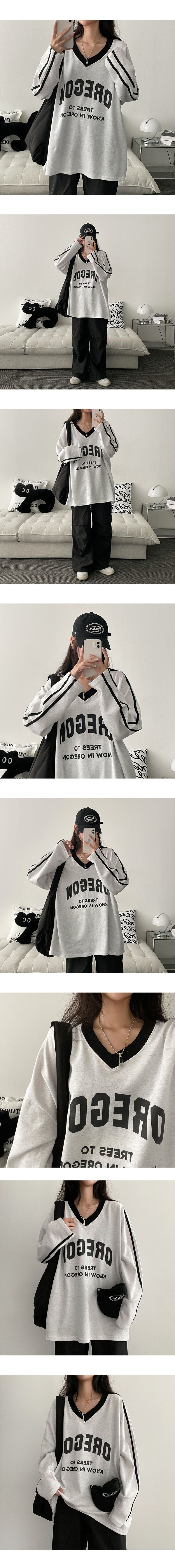 Kukin Colored V-Neck Boxy Sweatshirt
