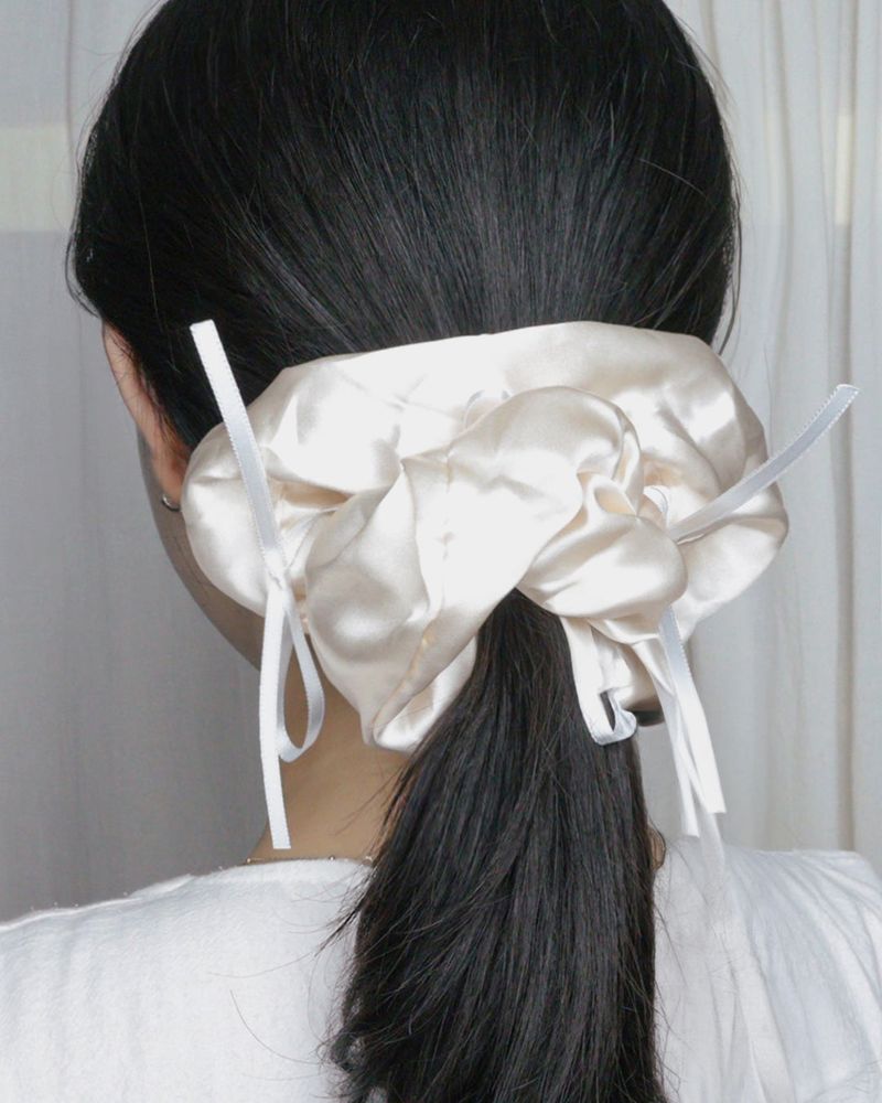 [MADE] ballerina heart ribbon scrunchie (big size)
