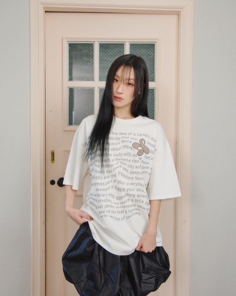 Updraft Oversized Artwork T-shirts [White]