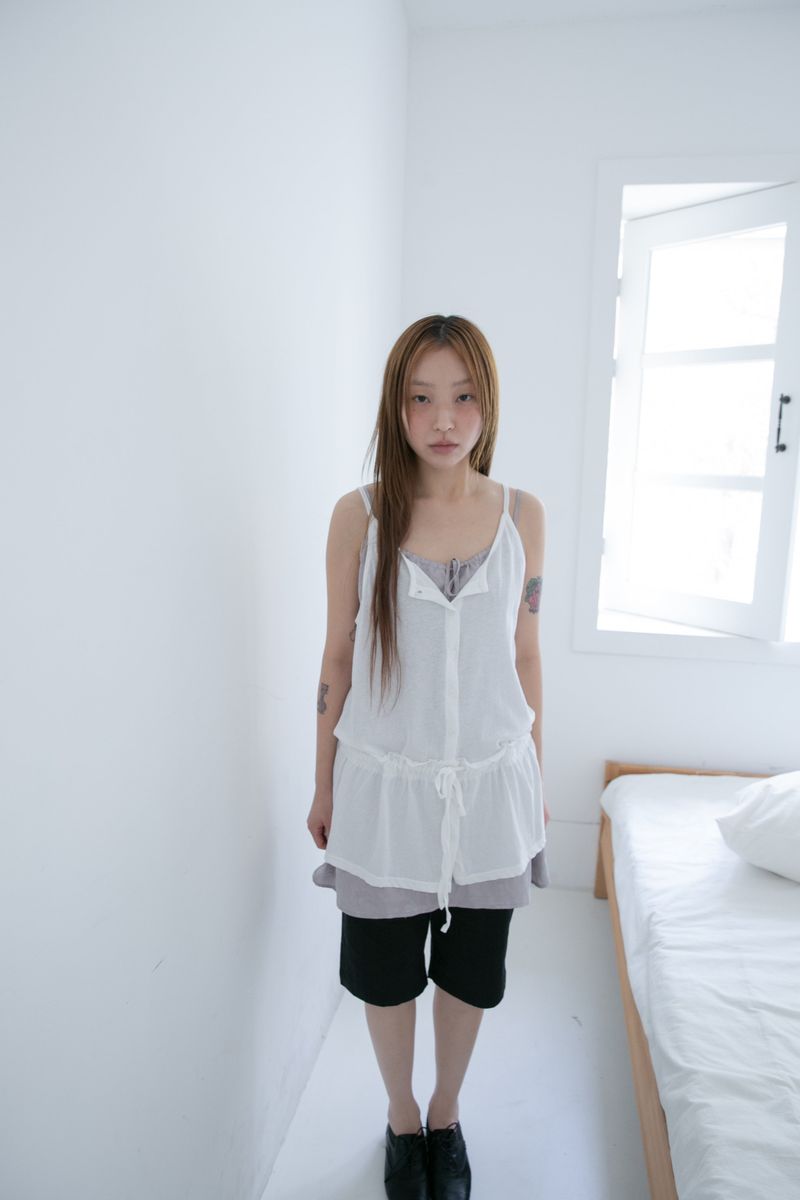 frill strap button sleeveless top(3colors)