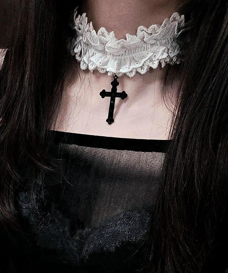 Gothic Cross lace choker