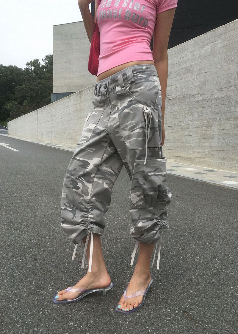 eon(イオエン)の「CAMO CAPRI PANTS (2color)(Pants)」