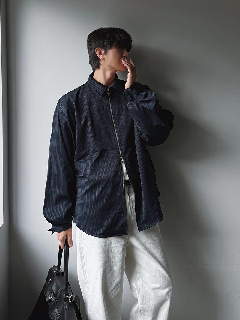 ASCLO（エジュクロ）の「[A-S0320] ベルベットストライプジップシャツ (4色)（Jackets/Outerwear）」