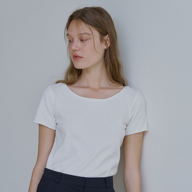 URAGO（ユラゴ）の「Eloise half knit（Tops）」