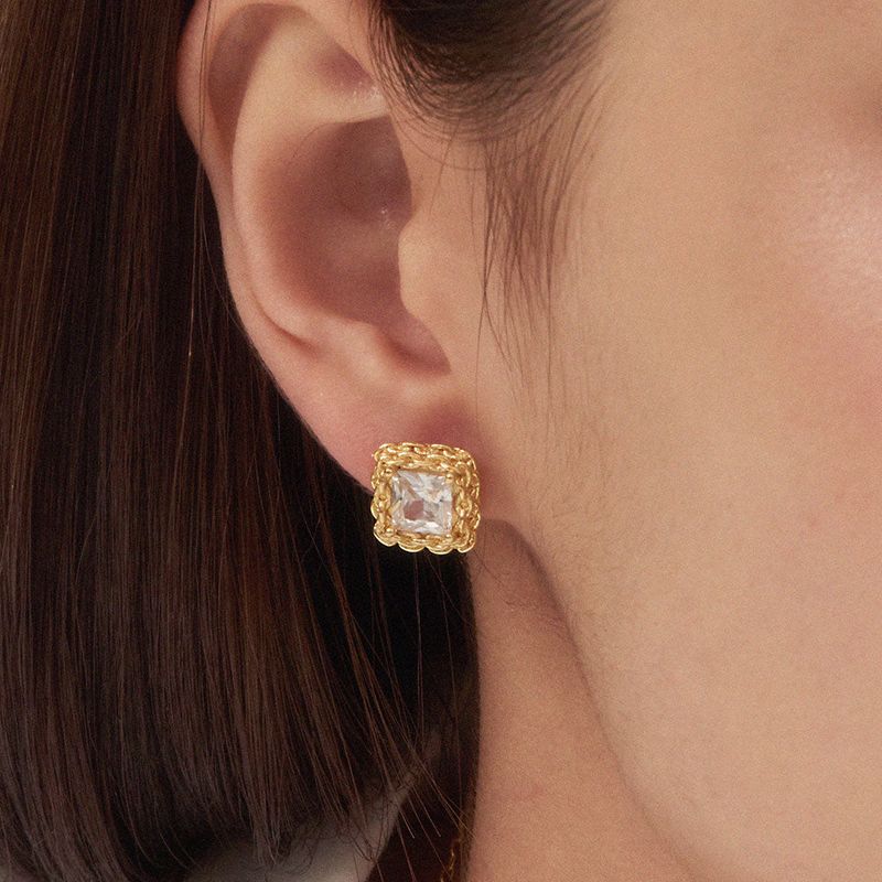 noonoofingers(ヌヌフィンガース)の「GOLDEN BEIGE EARRING(Accessories)」