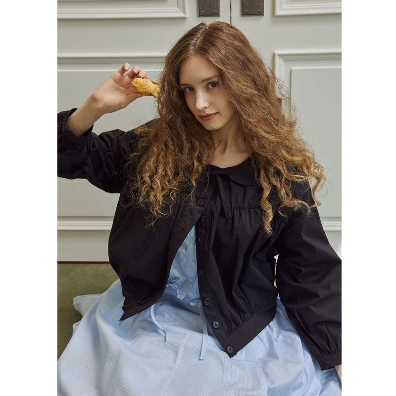 Loving shirring windbreaker jumper (black)