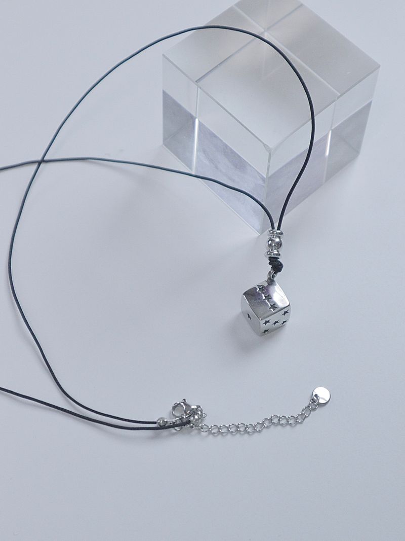 star dice candy necklace