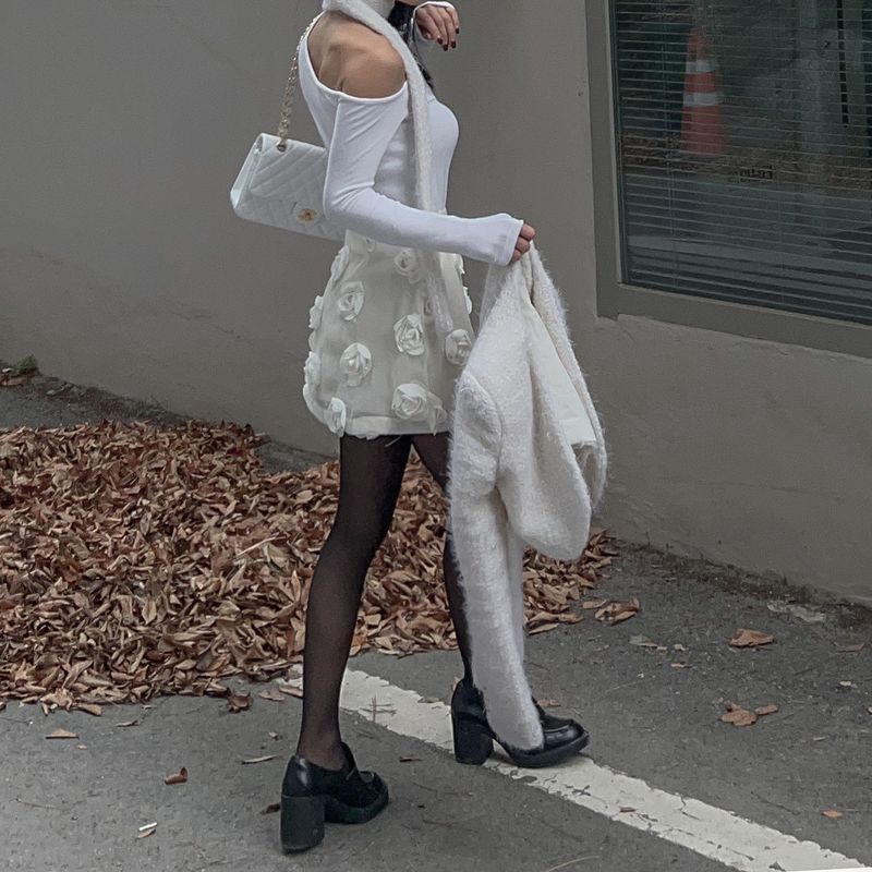 Cut Out Long Sleeve T-shirt