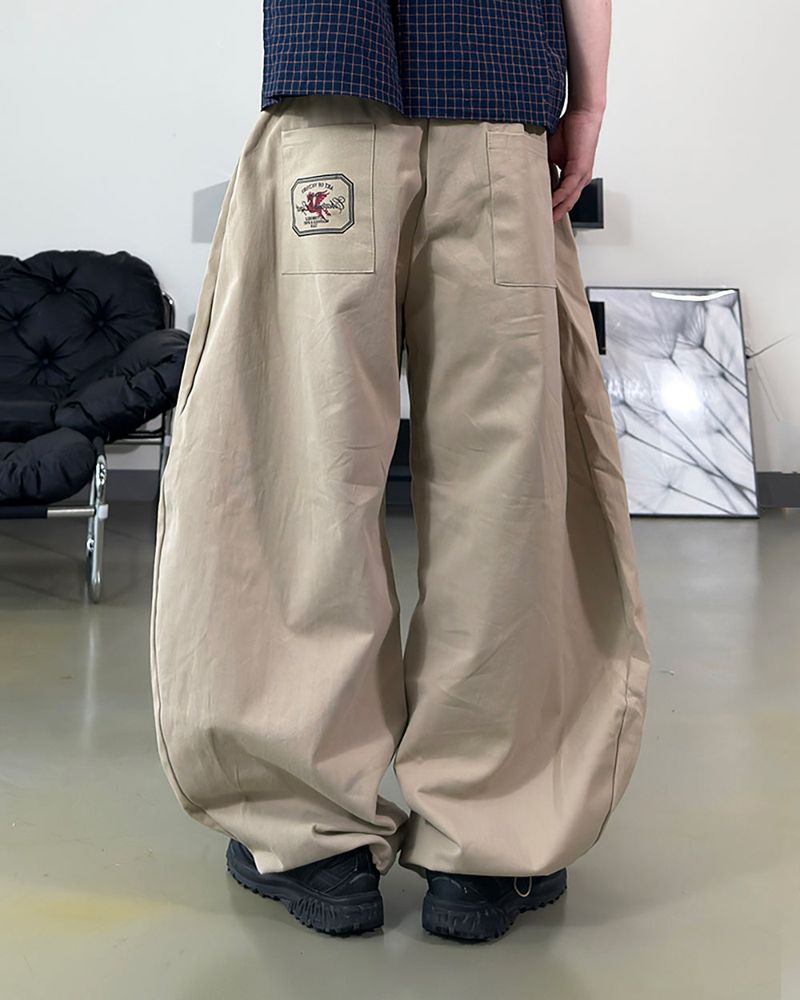 Trevil Patch Balloon Chino Pants