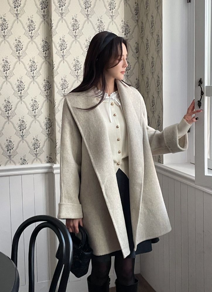 iam mari（アイアム マリ）の「Scott Shawl Collar Wool Handmade Half Coat（Jackets/Outerwear）」