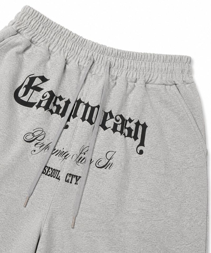 Gothic lettering Bermuda sweatpants - Gray