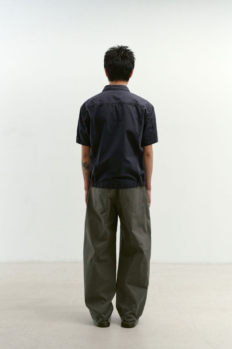 Semi Curved Herringbone Twill Pants (Khaki)