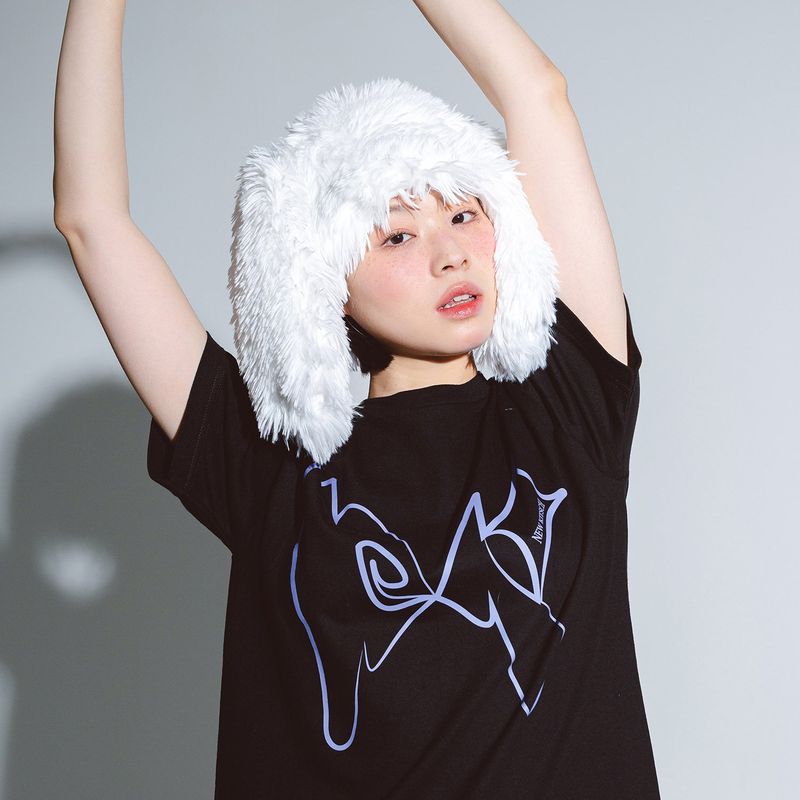 NEWKITSCH(ニューキッチジェネレーション)の「MIGNON LOGO HOLE GRAPHIC SHORT SLEEVE (BLACK)(Tops)」