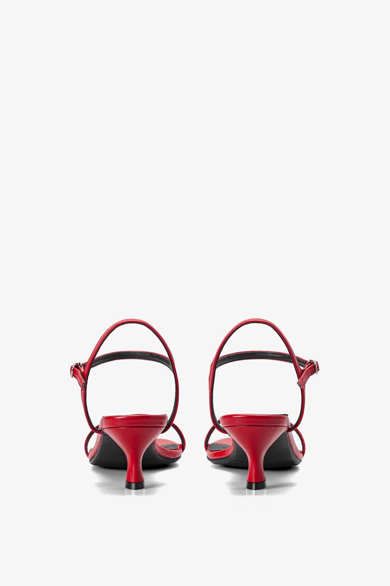 KITTEN STRAP SANDAL IN RED