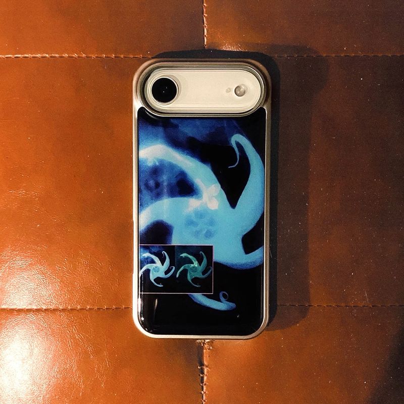 hasroom（hasroom）の「[silver epoxy] 暁の蝶（Smartphone Accessories）」
